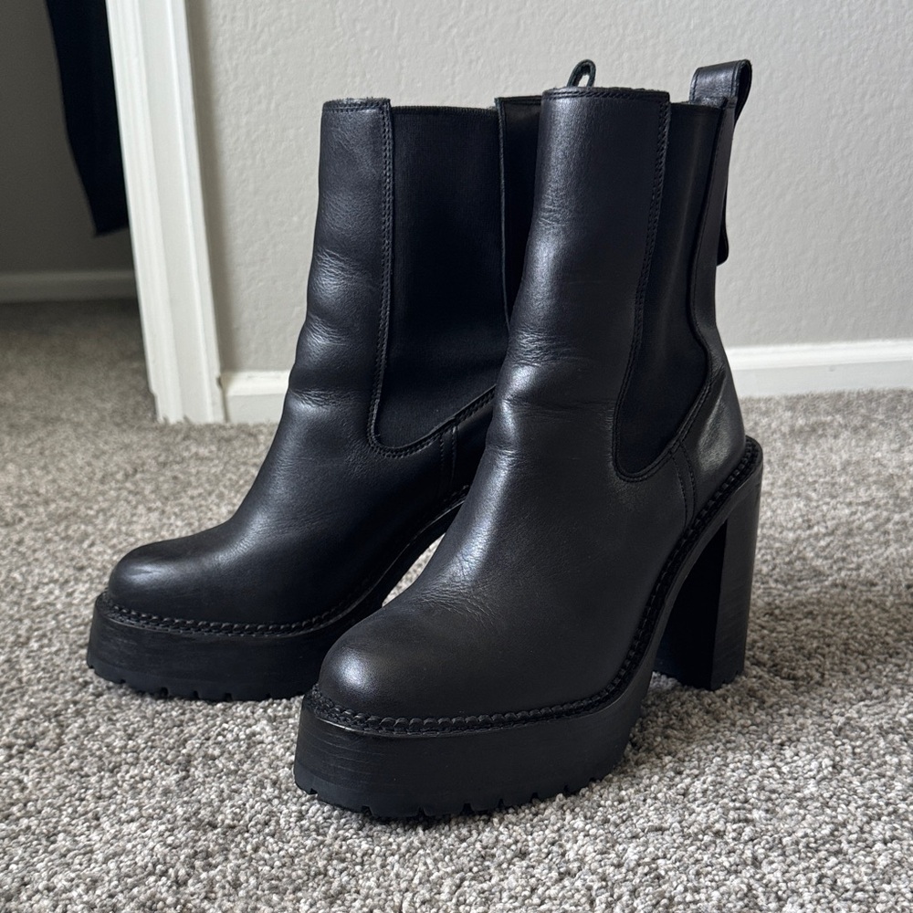 Steve Madden Stellan Black Leather Ankle Boots Size 8